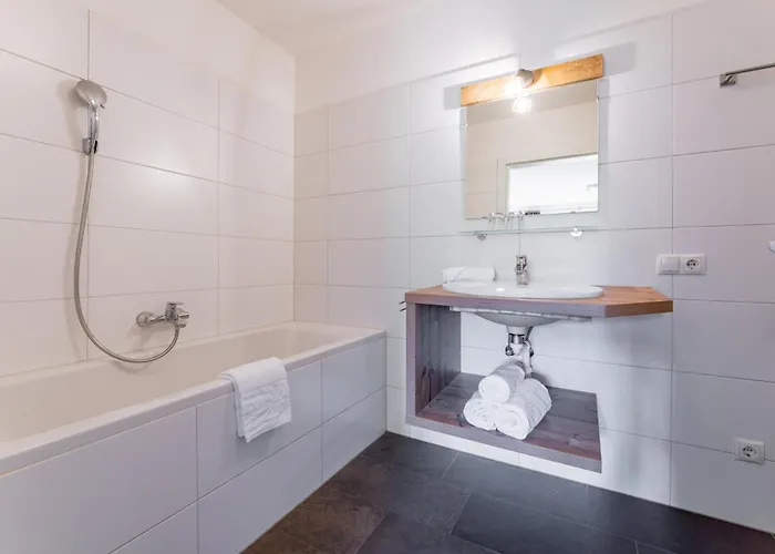 Miranda Ii 公寓 滨湖采尔